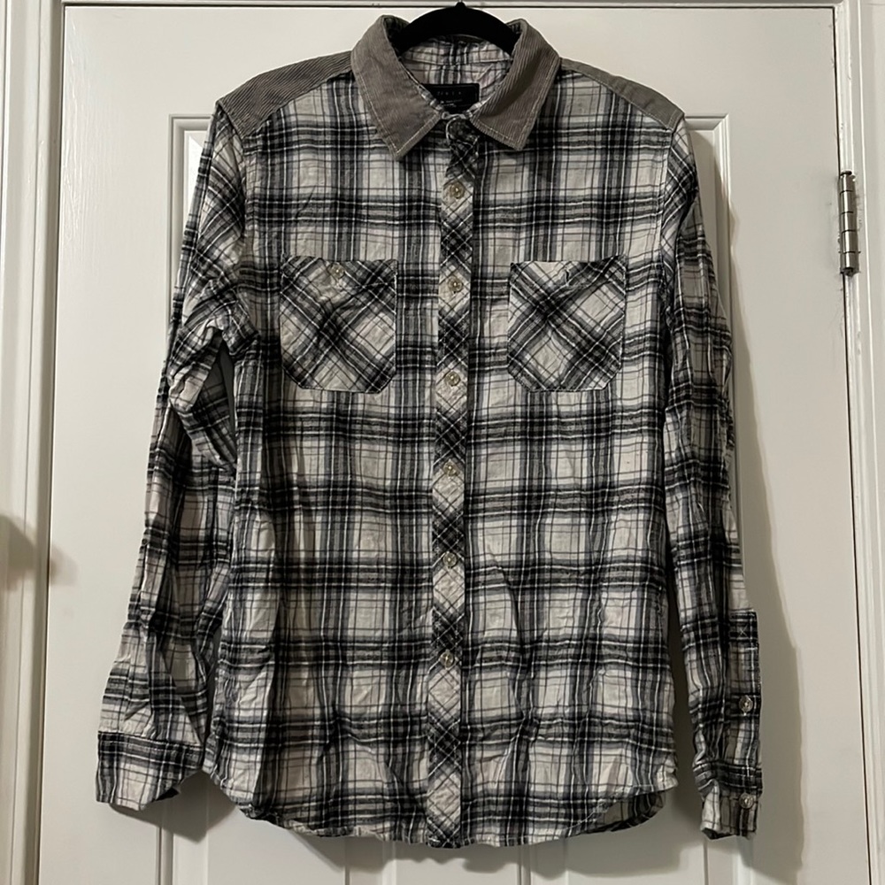Plaid Flannel Long Sleeve Button up